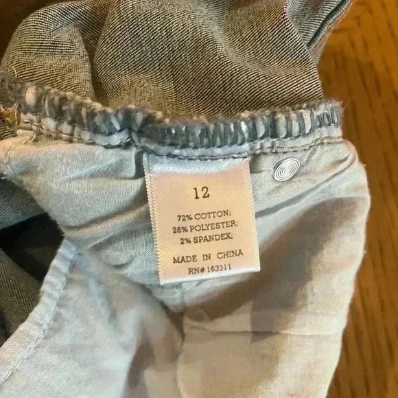 Bleu Denim & Design Co Cut-Off Shorts Button Fly Sz 12 Stretchy raw hem like new - Picture 5 of 8